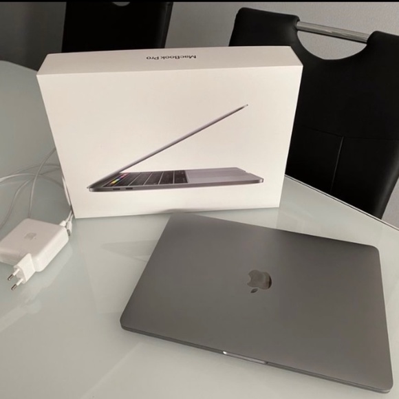 限定値下【美品】MacBook Pro 13inch 2017, スペースグレイ 美品】Macbook Pro 2017 13インチ (スペースグレイ) - ノートPC
